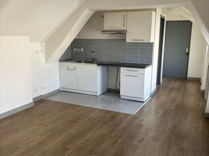 Appartement grand studio place de la halle