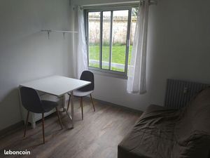 Location studio meublé Vernon