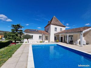 Maison familiale de caractère 8 minutes de la gare d’Agen