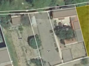 Terrain constructible de 1246 mètres carrés