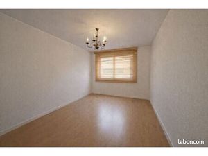 Grand 3 pièces Résidence le Clos saint André  DPE C