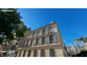 CARABACEL DERNIER ETAGE BOURGEOIS 145m²