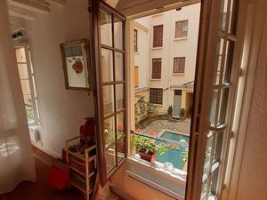 Studio rue st dominique 26 m² carrez