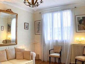 Appartement de charme à deux pas du marché de l’Olive – Métro Marx Dormoy