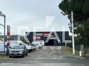 Local d'activité 840 m²