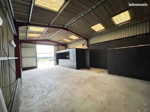 Local Entrepot et/ou Commercial