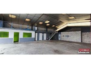 Local d'activité 320 m²