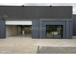 Local d'activité 200 m²