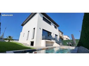 Magnifique villa avec piscine frais de notaire réduit