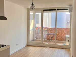 Studio à l'année refait à neuf sans frais d’agence