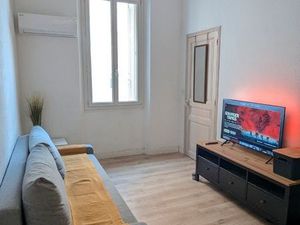 Charmant T2 meublé Gare SNCF Hyères