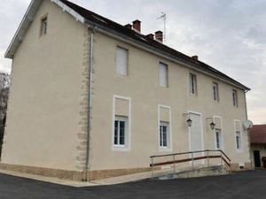 Appartement refait à neuf-Le Deschaux