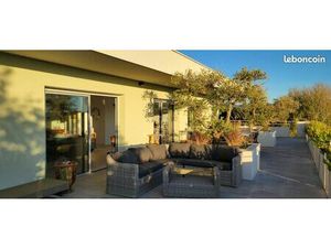 NARBONNE – Bien d’exception au bord du canal de la Robine