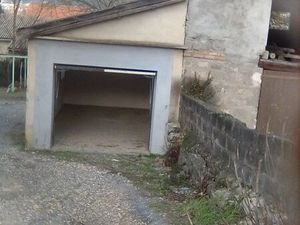 RARE – Garage spacieux 17 m² – Grand volume – Proche Alès – Libre