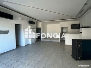 Local commercial 90 m²