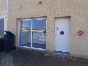 Local commercial 27 m² Sainte-Marie-la-Mer