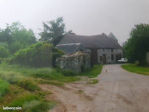 COUP DE CŒUR ASSURÉ : Longère en pierre et grange à restaurer