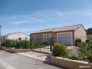 Splendide villa T2bis PP dans lotissement récent d’un beau village du minervois  sur axe c