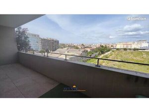 Studio 1 pièce 30 m²