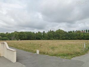 Terrain 900 m² Idron