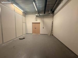 Local d'activité 56 m²