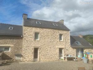 Belle maison en pierres en campagne à 10 km de Brest
