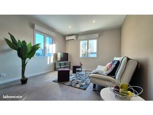 Appartement 2 pièces – 47 m² – Terrasse – Entrée privative – Box – Cave