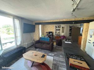 T2 47 m² – Quartier Cinéma – Séjour 30 m² – Aucune charge – Idéal investisseur (6 2%)