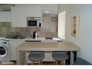 ​?Rare Beau Studio avec grand Jardin Privatif plein centre du Luc