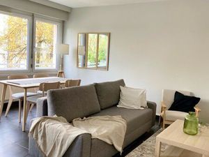 Joli T2 meublé et renové à neuf proche gare et parc de la Seille