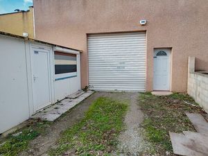 Local 110 m2 + bureau