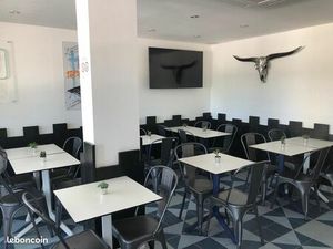 Local commercial tous commerces emplacement n°1