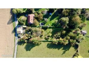 Maison à 5 minutes du centre de Bourgoin