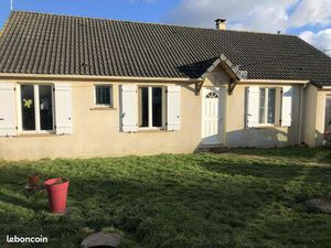 Maison de plain-pied 115m2 - 4 chambres - Terrasse -Jardin clos 912m2
