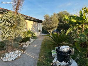 Maison plain-pied t4 a roquettes