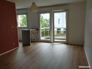 Loue F1 Montigny les Mets