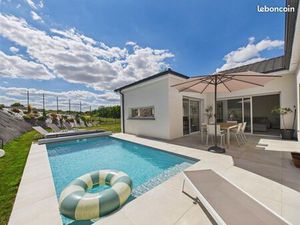 Maison Plain-Pied 5 Pièces avec Piscine - 133m2