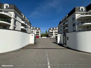 Garage sécurisé en sous-sol