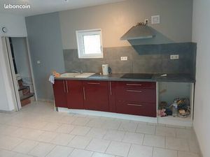 Loue maison de ville