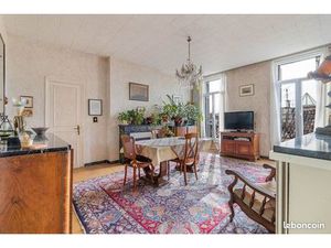 Appartement 4 pièces 141 m²