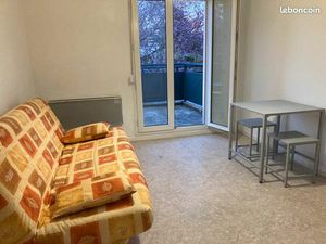 Studio meublé 22m2 avec terrasse – proximité Saulcy et IRTS