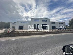 Entrepôt 157 m² Fayence