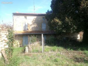 Vente ancienne ferme sur 3 hectares 24150