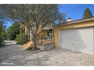 Maison 2 pièces 159 m²