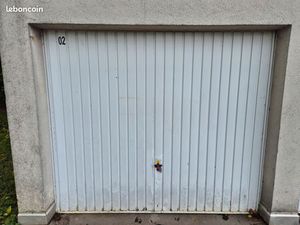 Location garage fermé