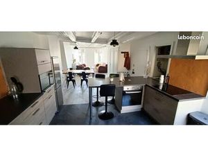 Appartement à louer Place St Jacques