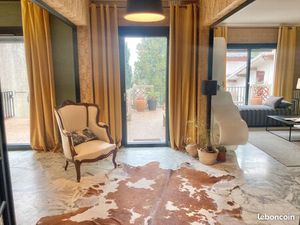 Centre village Montastruc maison 200m2 jardin 400m2 garage