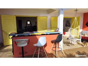 Échange maison contre garde animaux la saline