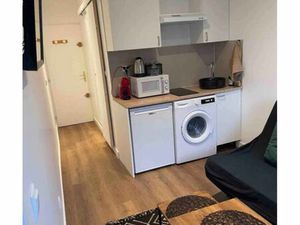 Studio meublé refait à neuf