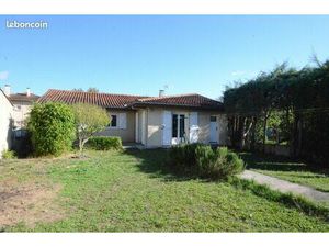 CASTRES  Villa de type 4 avec garage et jardin 